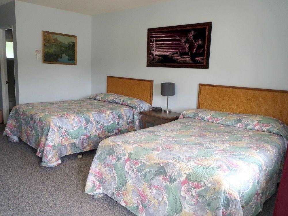 Round-Up Motel Clinton Bagian luar foto