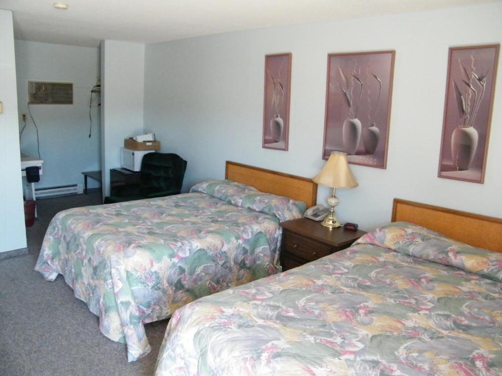 Round-Up Motel Clinton Bagian luar foto